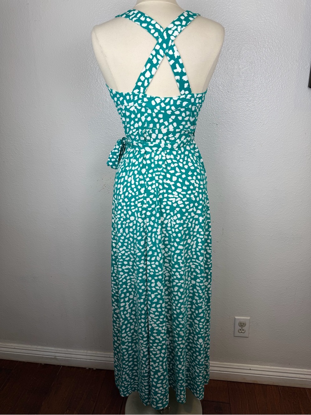 Diane Von Furstenberg DVF Samson Leopard Leaves Parakeet Print Wrap Dress Size 2 - Picture 4 of 11